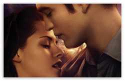 Megjelent a The Twilight Saga Megjelent a The Twilight Saga