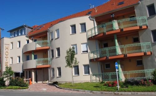 Újévi akció a Hotel Makárban!