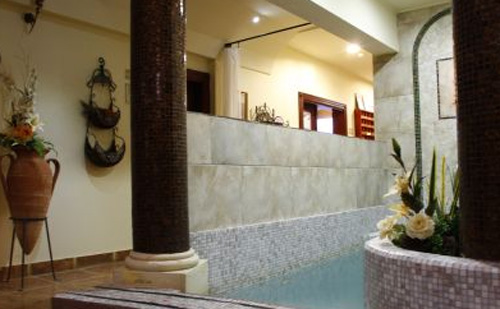 Négycsillagos felfrissülés a Kék Duna Wellness Hotelben