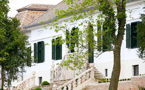 Magyar kastélyszálló hozta el a Best Historic Hotel díjat