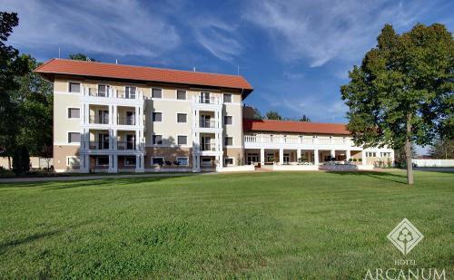 Az év Legszebb Kis Hotelje, az Arcanum Hotel ****