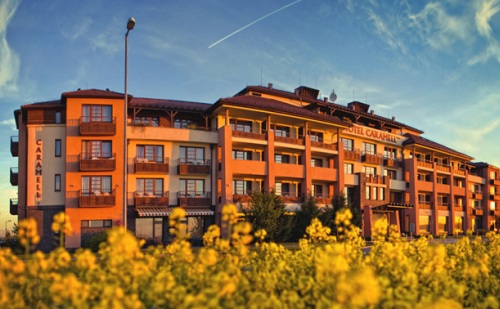 Libanapok a Hotel Caramellben****