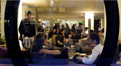 Az Omm Hotel Barcelona Az Omm Hotel Barcelona