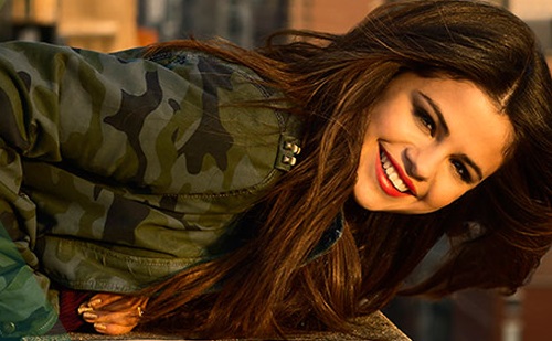 Selena az utálóiból nyert ihletet