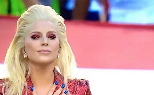 Lady Gaga nagyot alakított a Super Bowlon